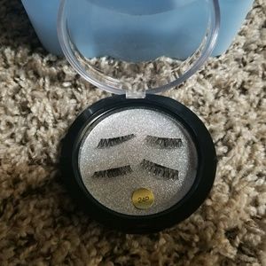 Magnetic Lashes!